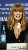 Rosamund Pike et Daniel Bruehl à la Berlinale
